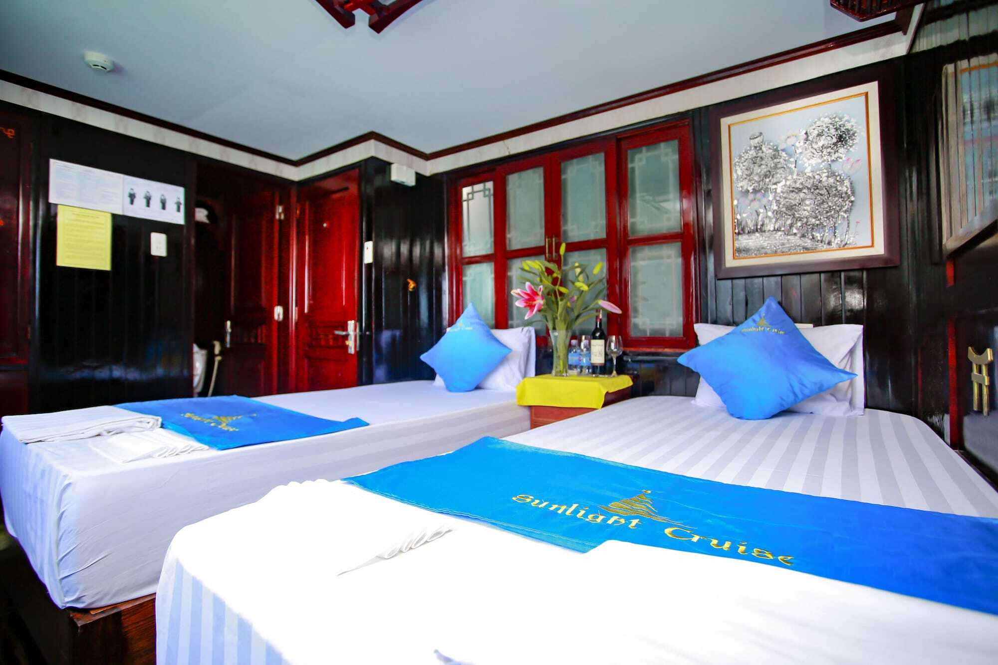 Legend Cruise Hotell Ha Long Exteriör bild